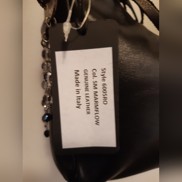 Black  leather hand bag with floral detail - Picture 9 of 14